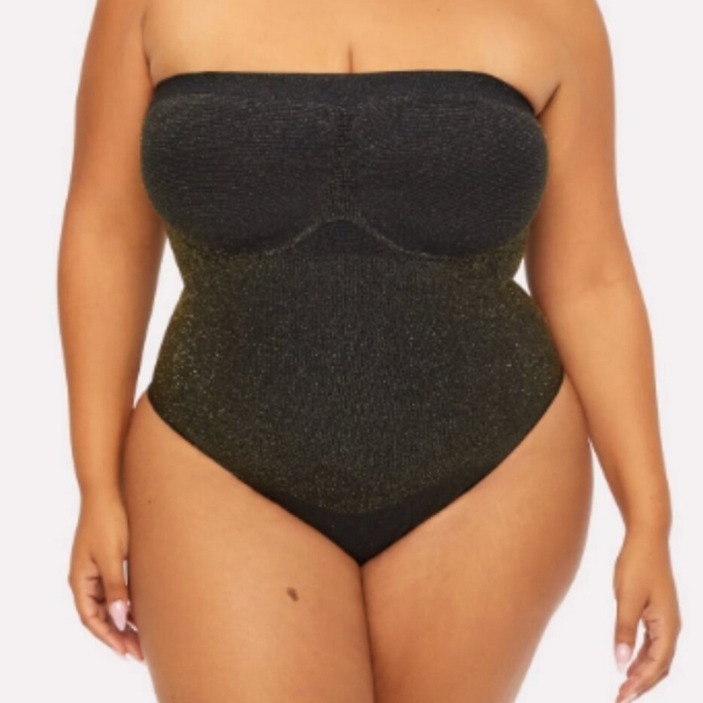 YITTY Strapless Bodysuit